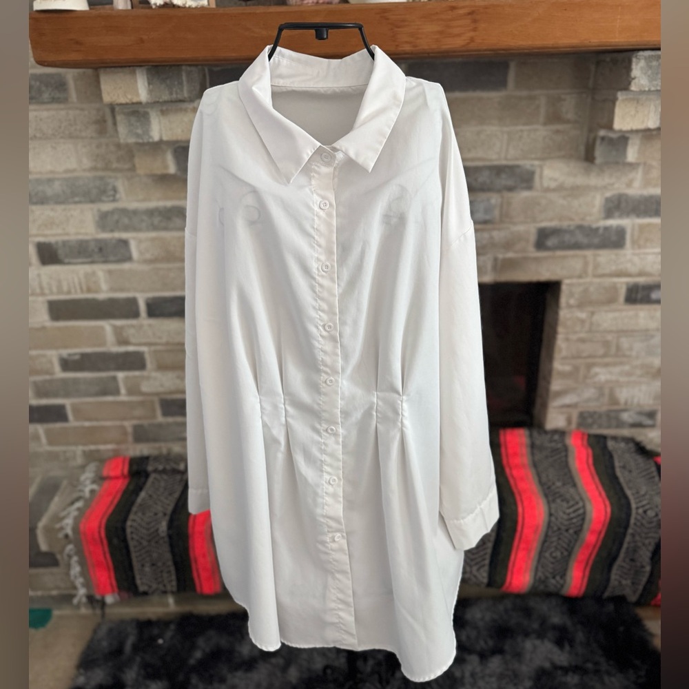 SHEIN Curve White Button Down Long Blouse